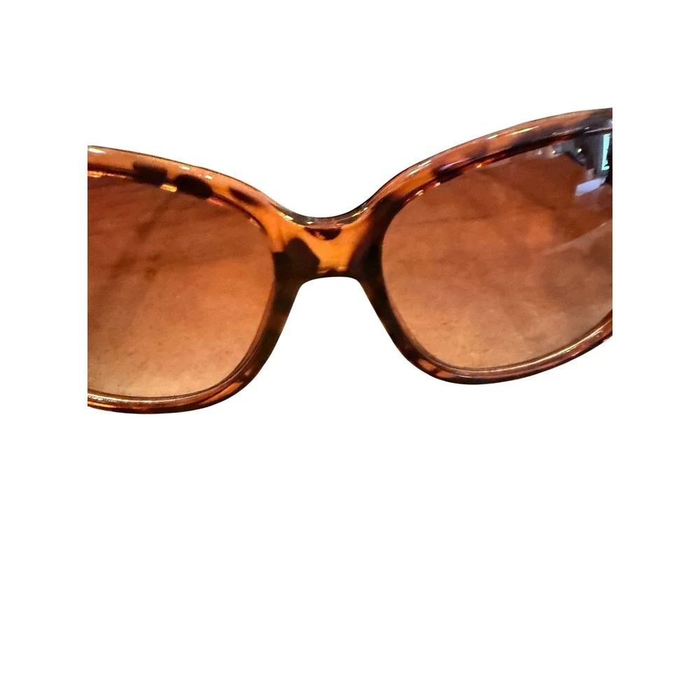 Steve Madden Y2K Glam Oversized Sunglasses Tortoise Brown Hollywood Coastal Chic